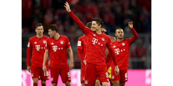 FC Bayern München verliert überraschend mit 2-3 gegen VfL Bochum 1848